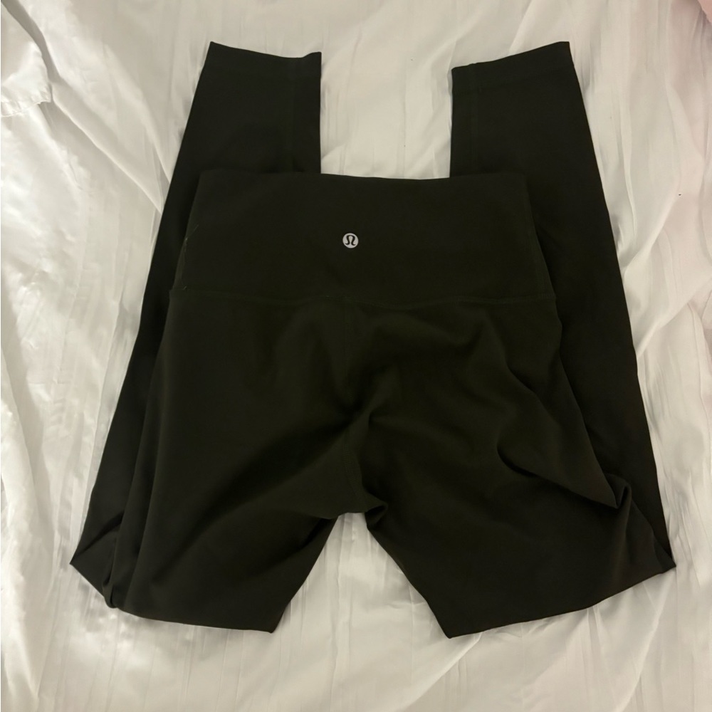 Green lululemon leggings